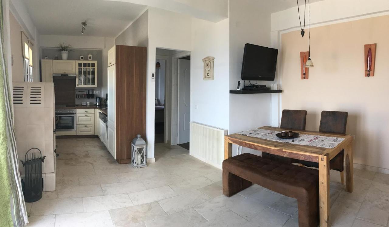 Astra-Ferienhaus Mit Grosser Dachterrasse Und Top-Ausstattung In Nas Armenistis  Zewnętrze zdjęcie
